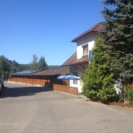 Autocamp Skalice Слапы