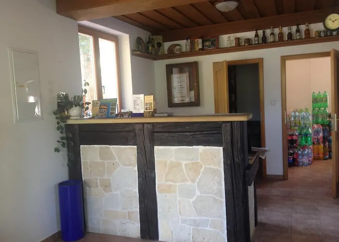 منتزه العطل Autocamp Skalice