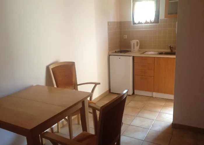 منتزه العطل Autocamp Skalice سلابي